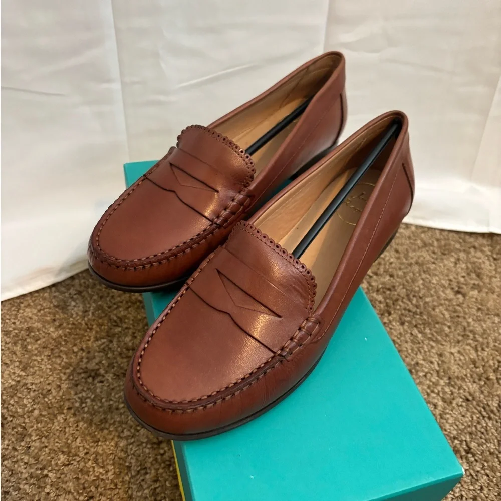 NWT Jack Rogers Women's Tan Leather Loafers Size 9